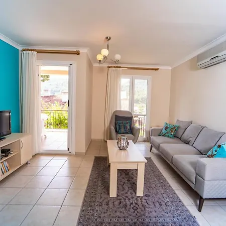 شقة Marvelous House With Balcony And Mountain View Close To Inlice Beach In غوجيك